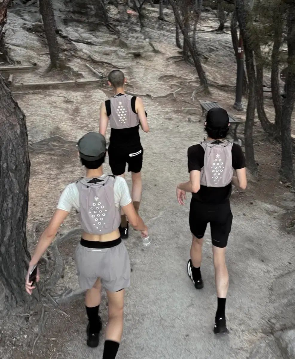 ランニングベスト トレイルバッグ