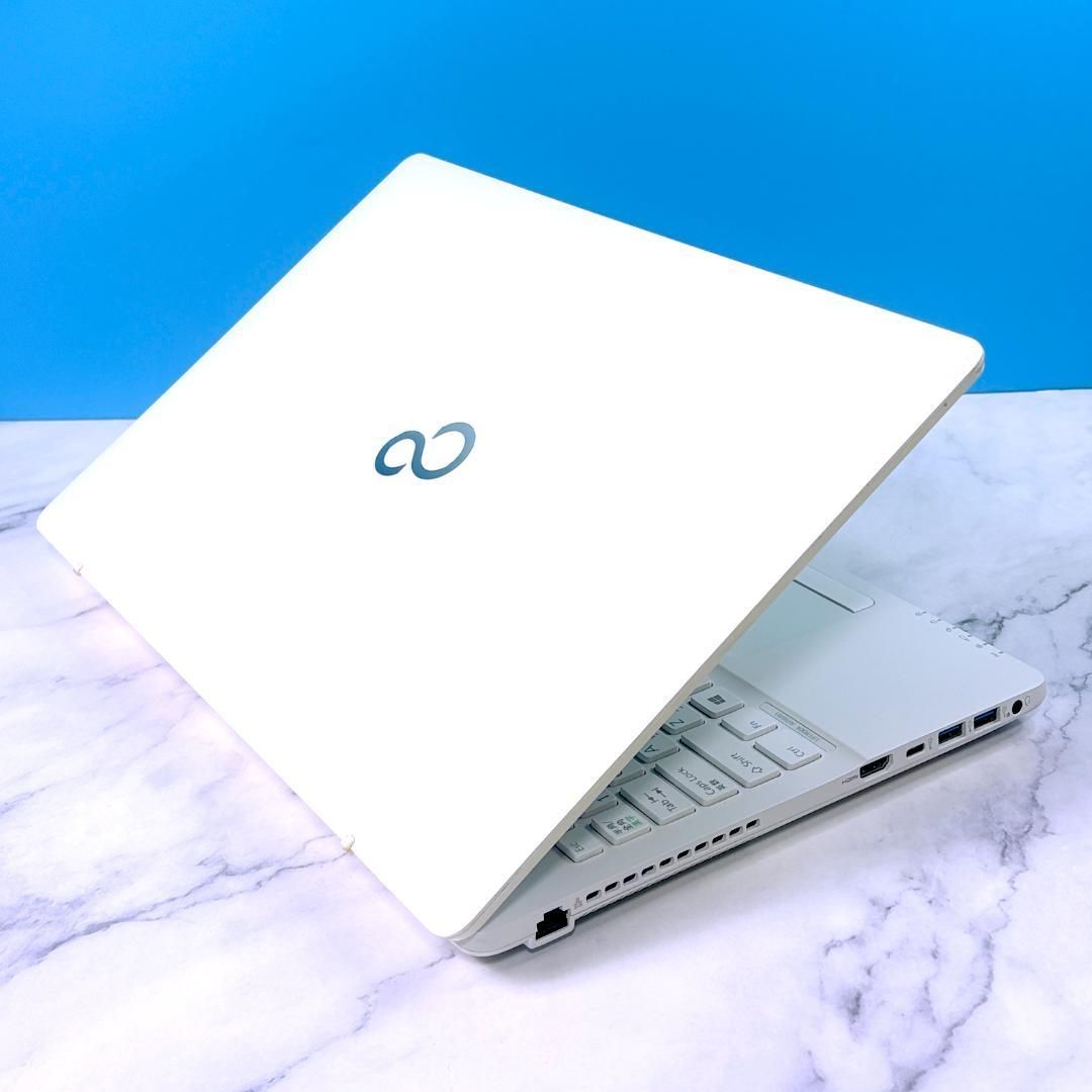 Corei7・16GB・SSD・DVDマルチ・Windows11・ホワイトノートパソコン