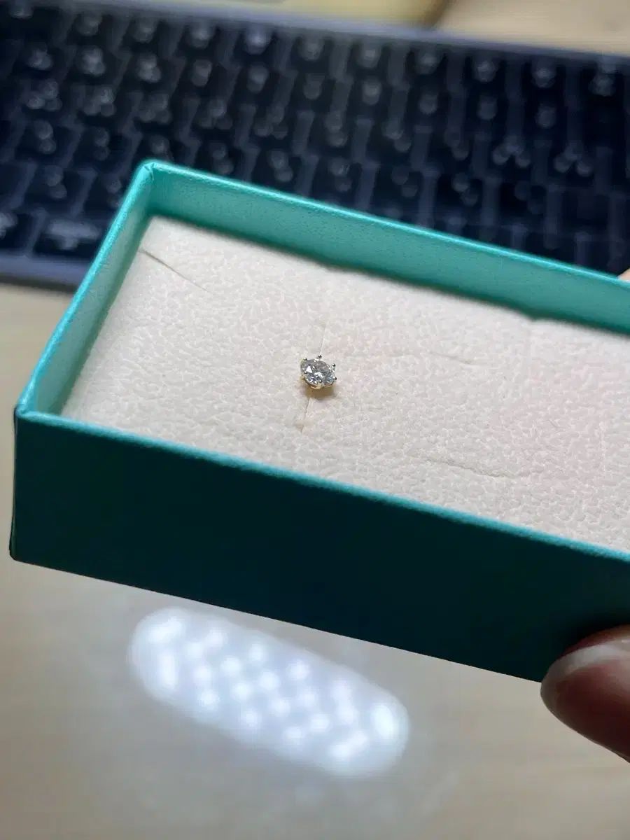 14k モアッサナイト ピアス 8 バー