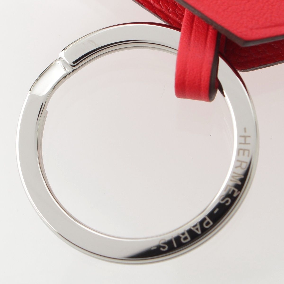 エルメス 24年 レザー イヤーズギフト クロシェット キーリング