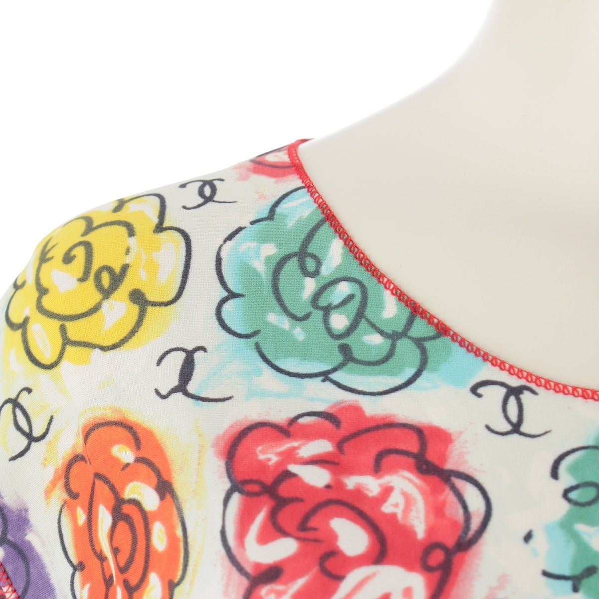 未使用に近い★シャネル 98C マイヨ カメリア ココマーク 半袖 トップス 楽天市場】極美品 シャネル CHANEL マイヨ カメリア 総柄 トップス