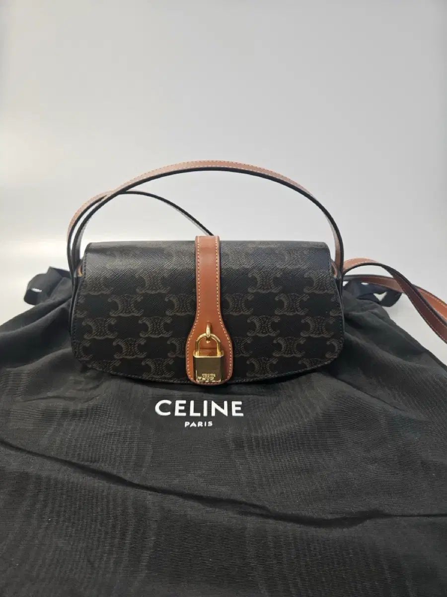 Celine セリーヌ タブ バッグ