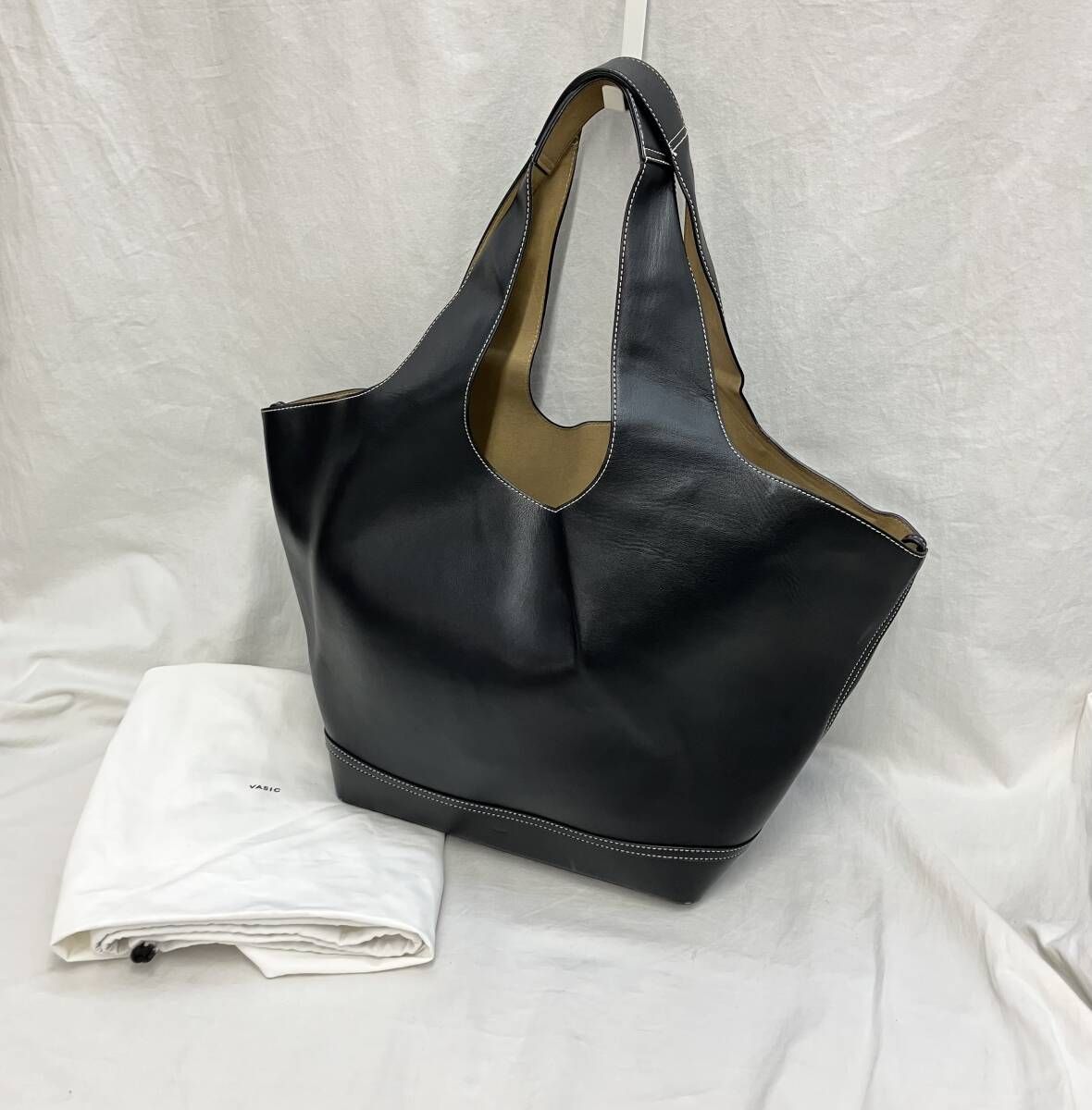 VASIC mask トートバッグ テラコッタ 保存袋付] VASIC ヴァジック MASK テラコッタ トートバッグ ブラック