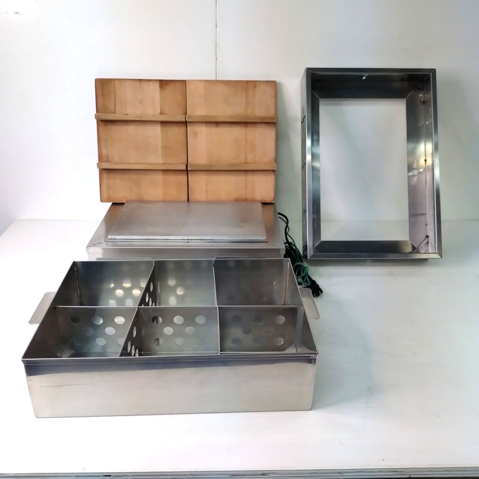 NISSEI ニッセイ 電気おでん鍋 NHO-6S 六ツ切り 100v - メルカリ