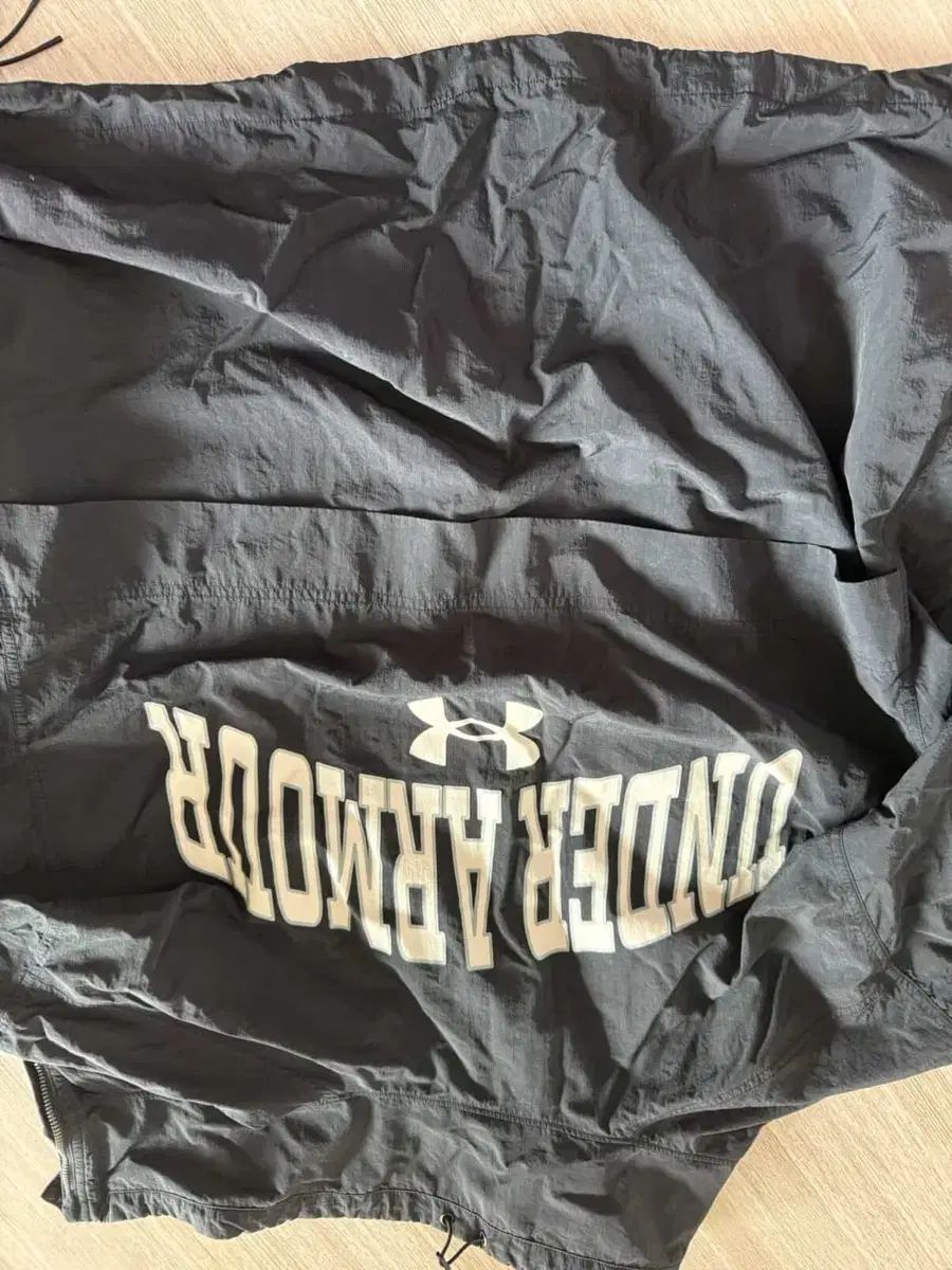 UNDER ARMOUR アンダーアーマー ハイネック ウィンドブレーカー ジャケット xl