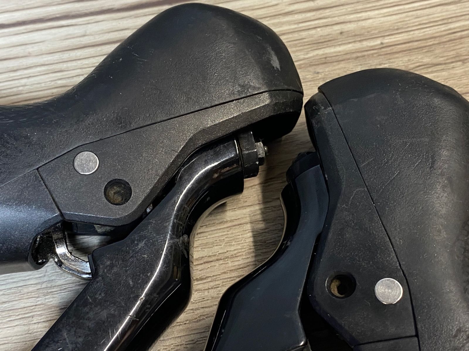 JQ038 シマノ SHIMANO 105 ST-R7020 STIレバー 2x11S 油圧 ※ネーム