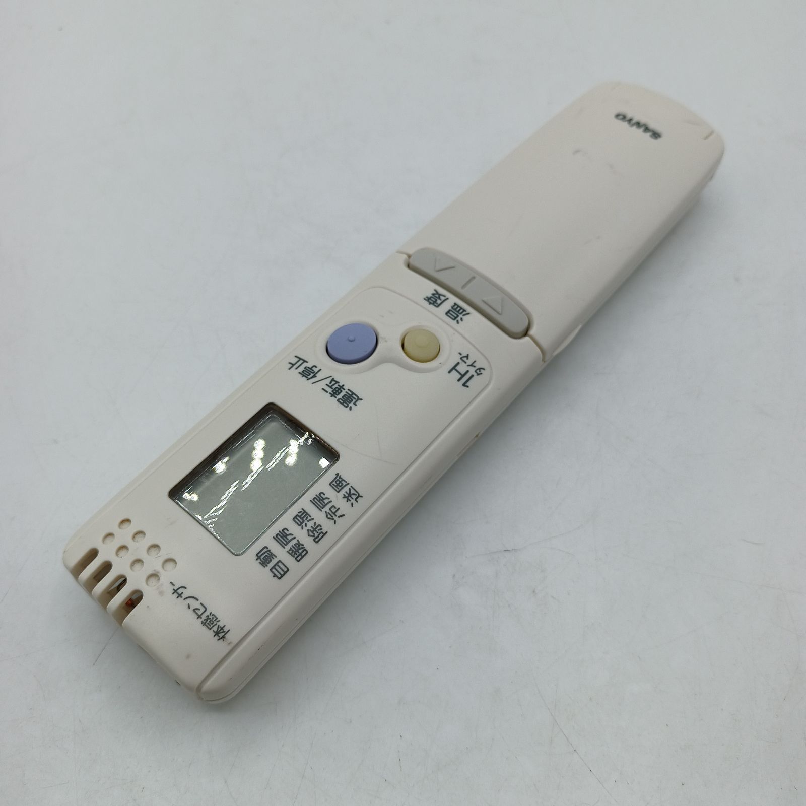 198 RCS-ZP1 SANYO エアコン用リモコン 中古動作品 - メルカリ