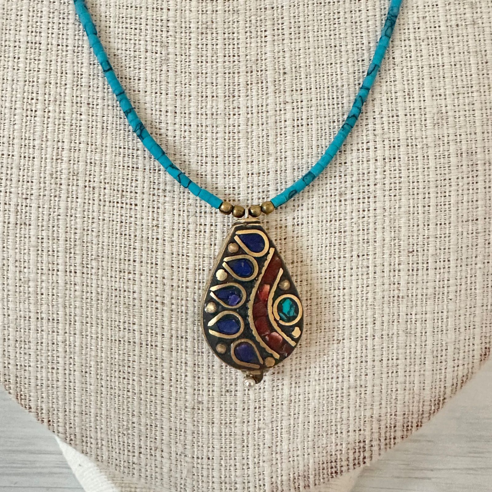ネパール☆ラピスラズリ＋トルコ石☆涙型☆ターコイズブルーネックレス