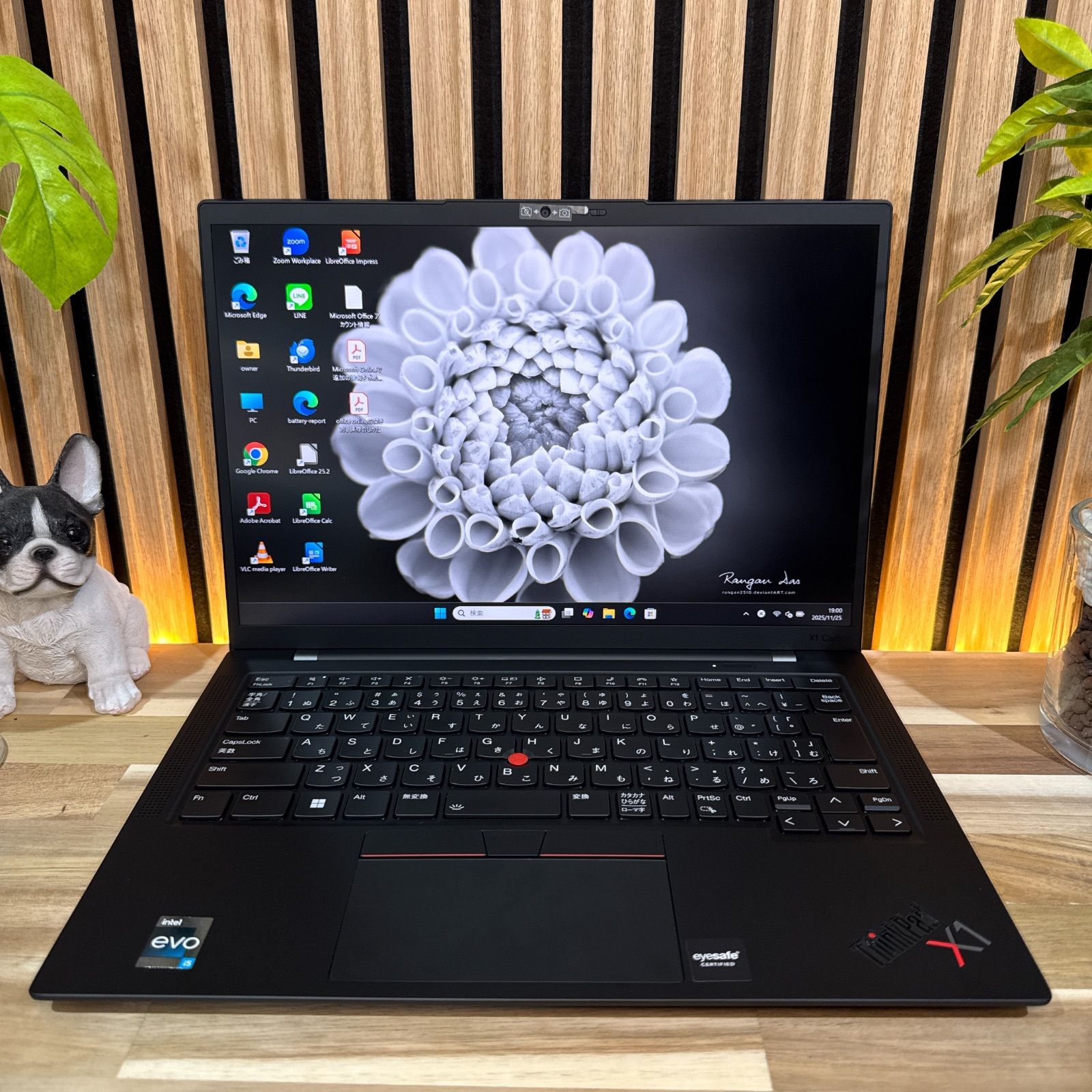 公式ショップ限定価格❣️/ 準美品《最新2022年モデル》ThinkPad X1