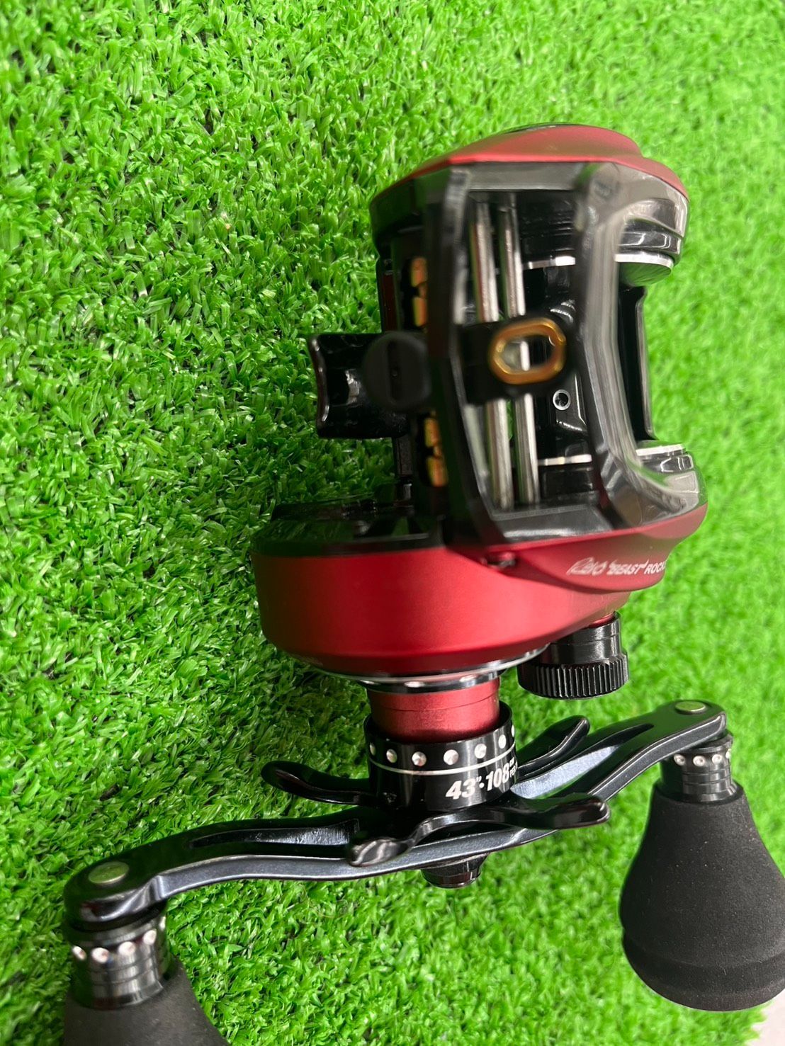 美品]アブガルシア・レボ ビーストロケット(レフトハンドル） - メルカリ