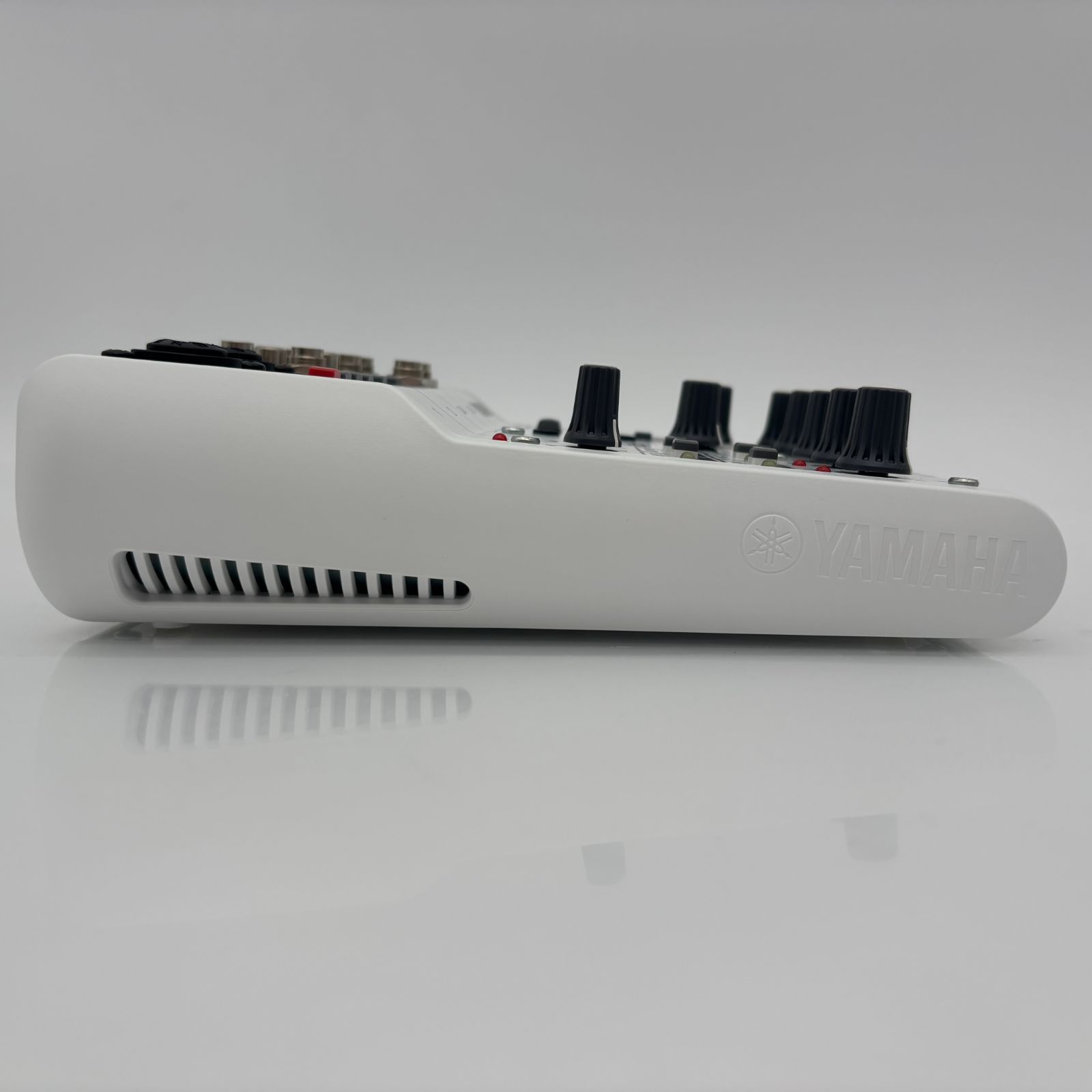 中古・美品】YAMAHA AG06 ミキシングコンソール - メルカリ