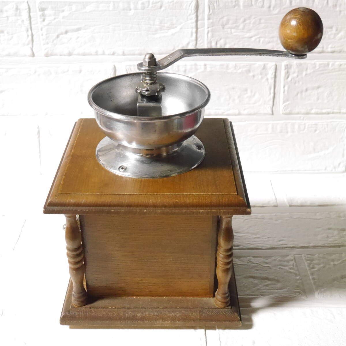 AY ＫＯＮＯ 河野 コーヒーミル 手動 レトロ