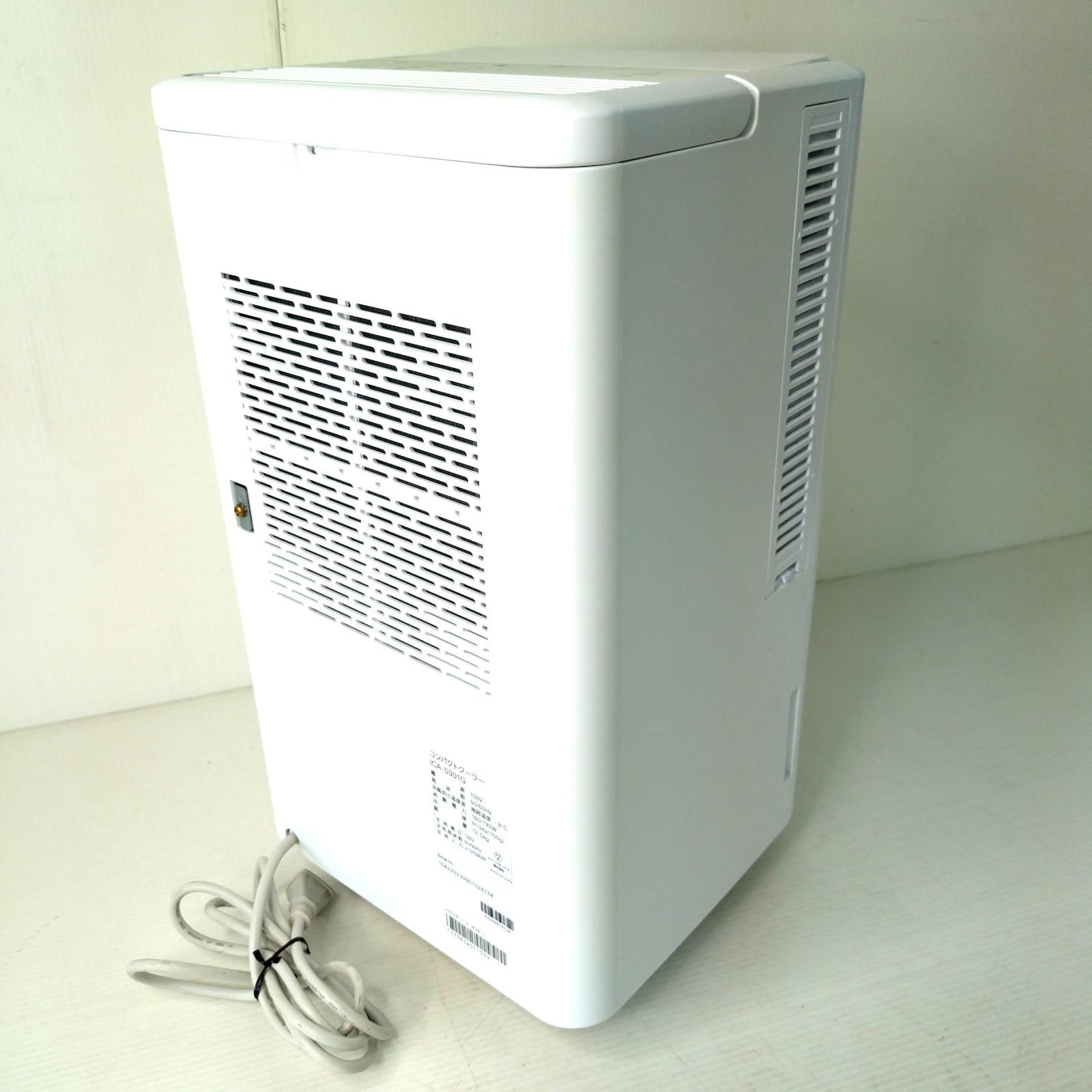 アイリスオーヤマ コンパクトクーラー ICA-0301G 動作確認済 ホワイト