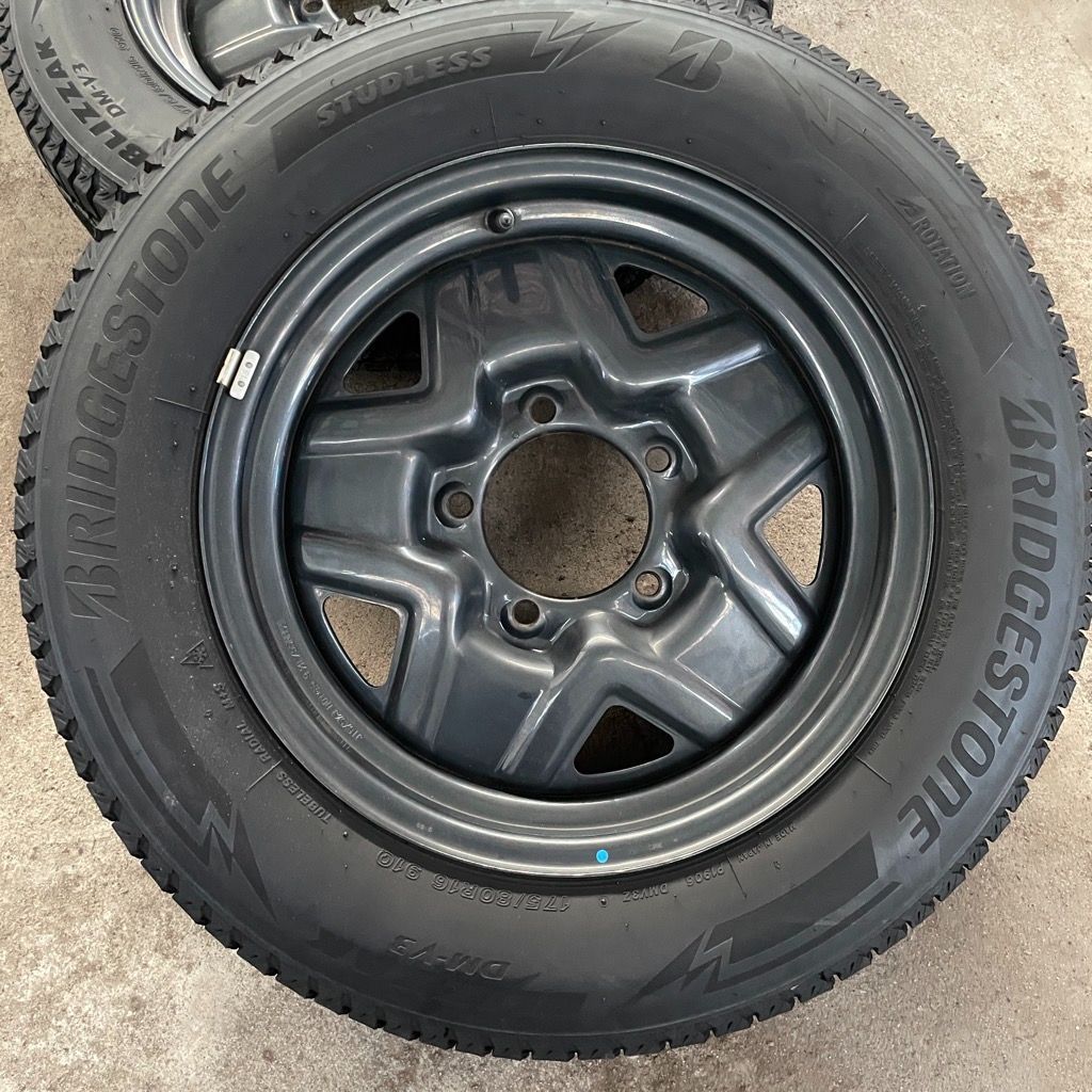 スタッドレスDM V