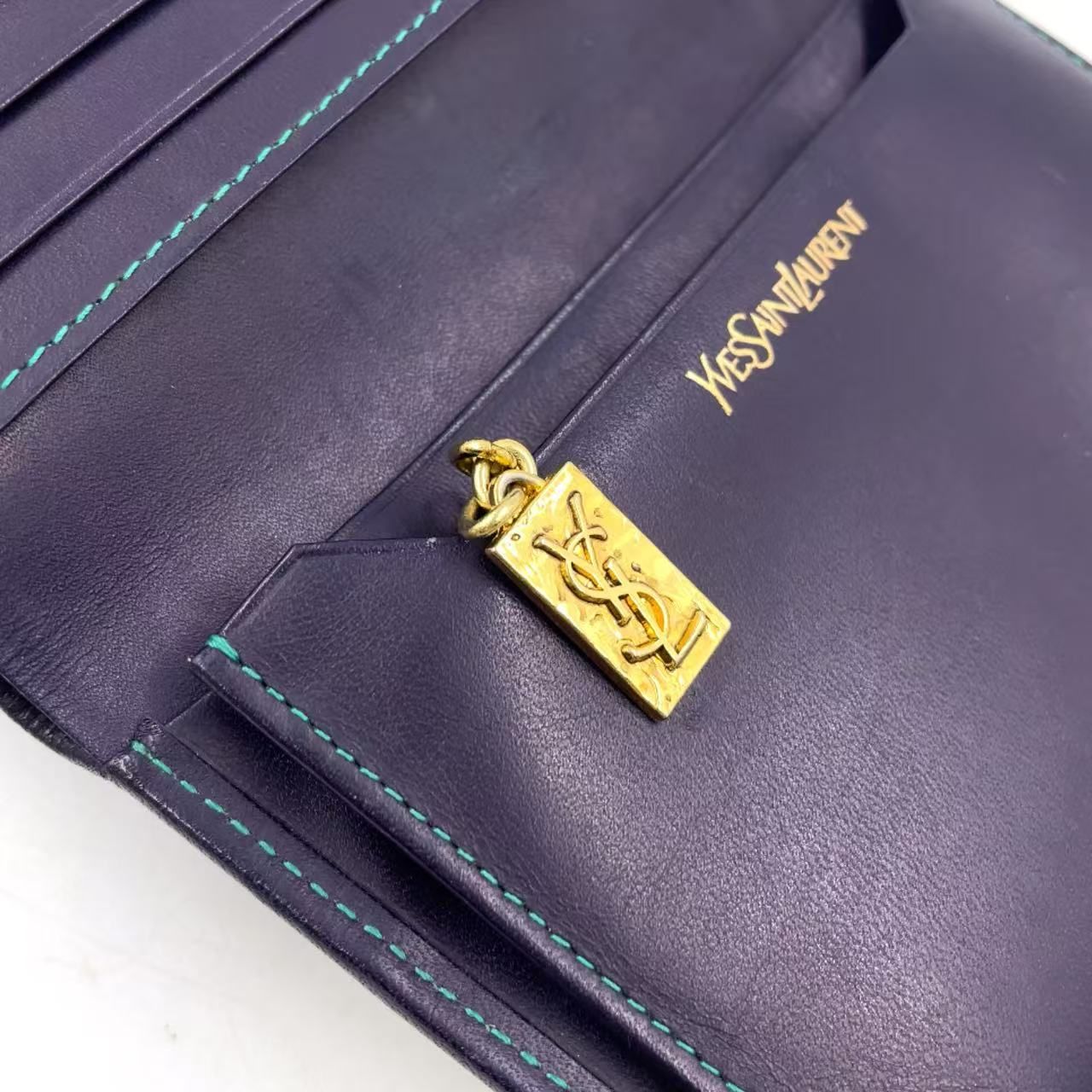 SAINT LAURENT パープル 二つ折り財布 YVES SAINT LAURENT 二つ折り レザー マルチカラー 財布 - メルカリ