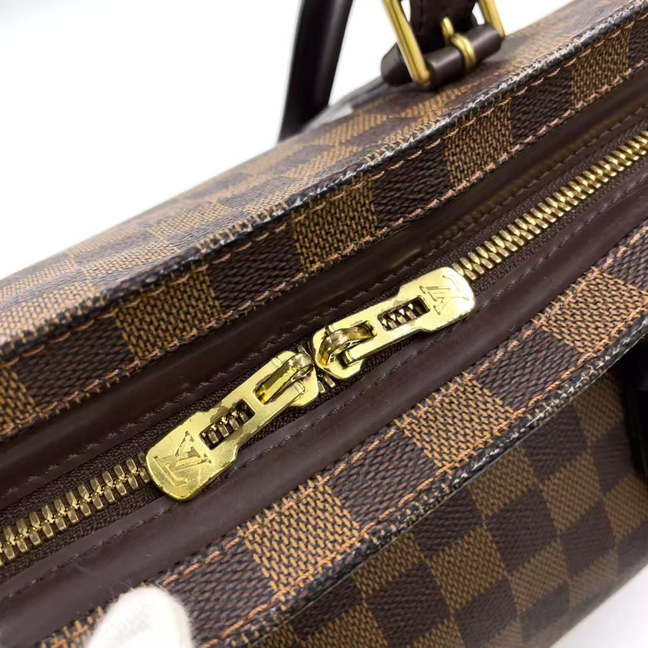 LOUIS VUITTON チェルシー ダミエエベヌ ダミエエベヌ 持ち手付け根