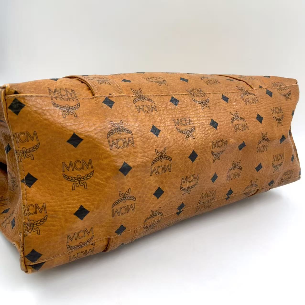 MCM ヴィセトス柄 PVC ブラウン ショルダーバッグ ゴールド - メルカリ