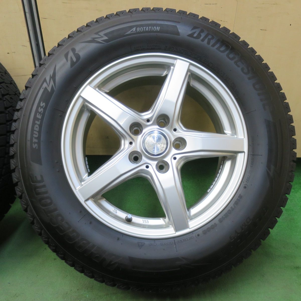 ヴィオレント 16インチ