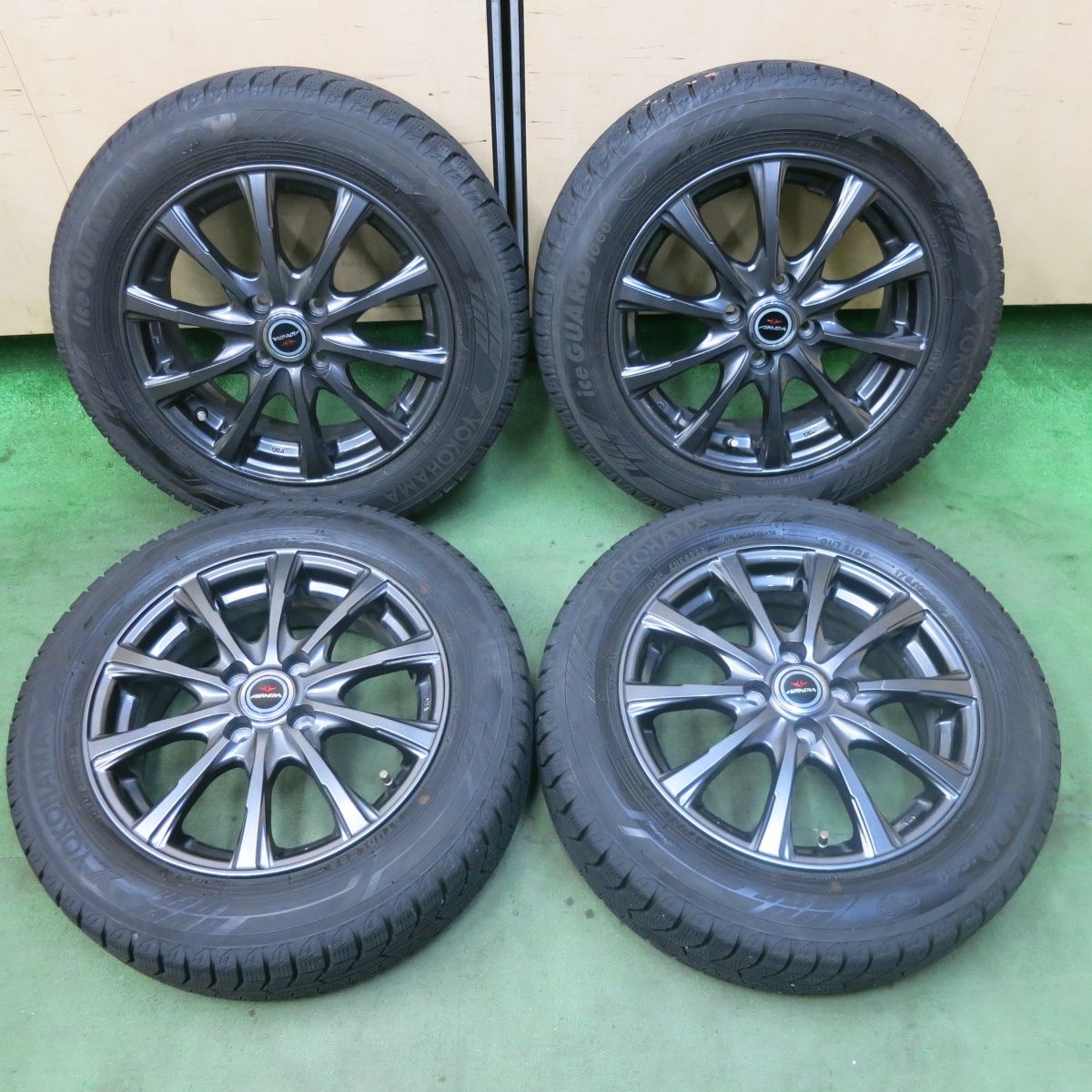 バリ溝！22年！8.5分☆スタッドレス 175/65R15 ヨコハマ アイスガード