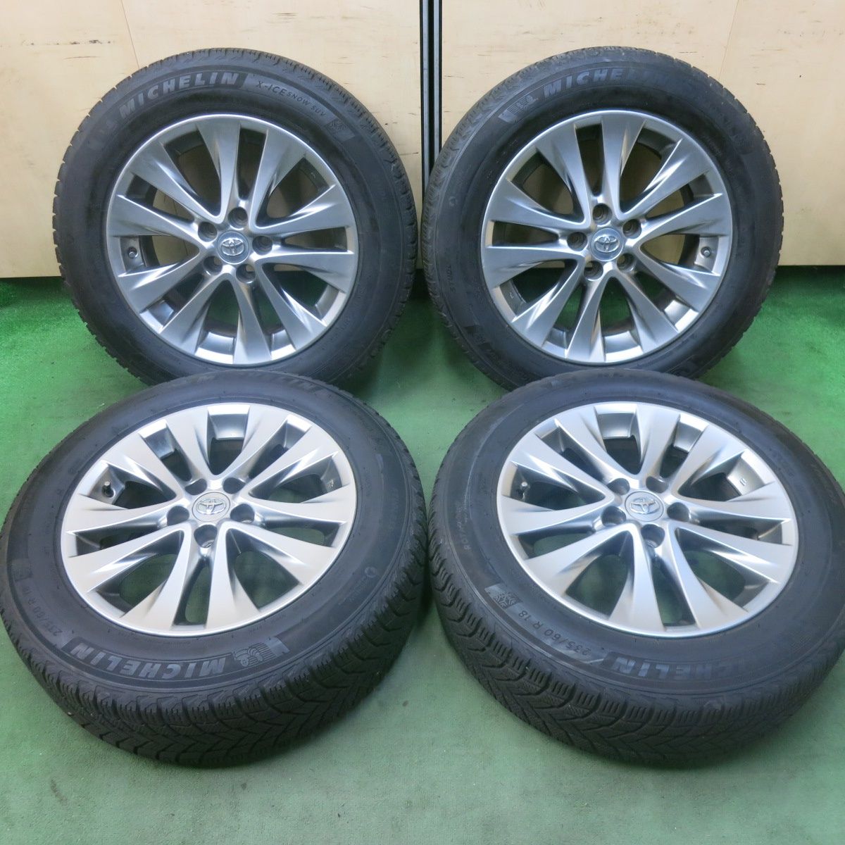 スタッドレス ホイールタイヤ ホイール 黒 18インチ 中古 WORK