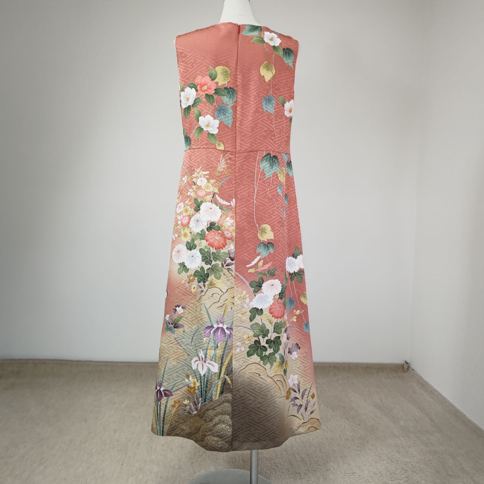 zunezune 振袖ドレス ノースリーブ 着物リメイクワンピース 濃紫に花 zunezune 振袖ドレス ノースリーブ 着物リメイクワンピース サーモン色