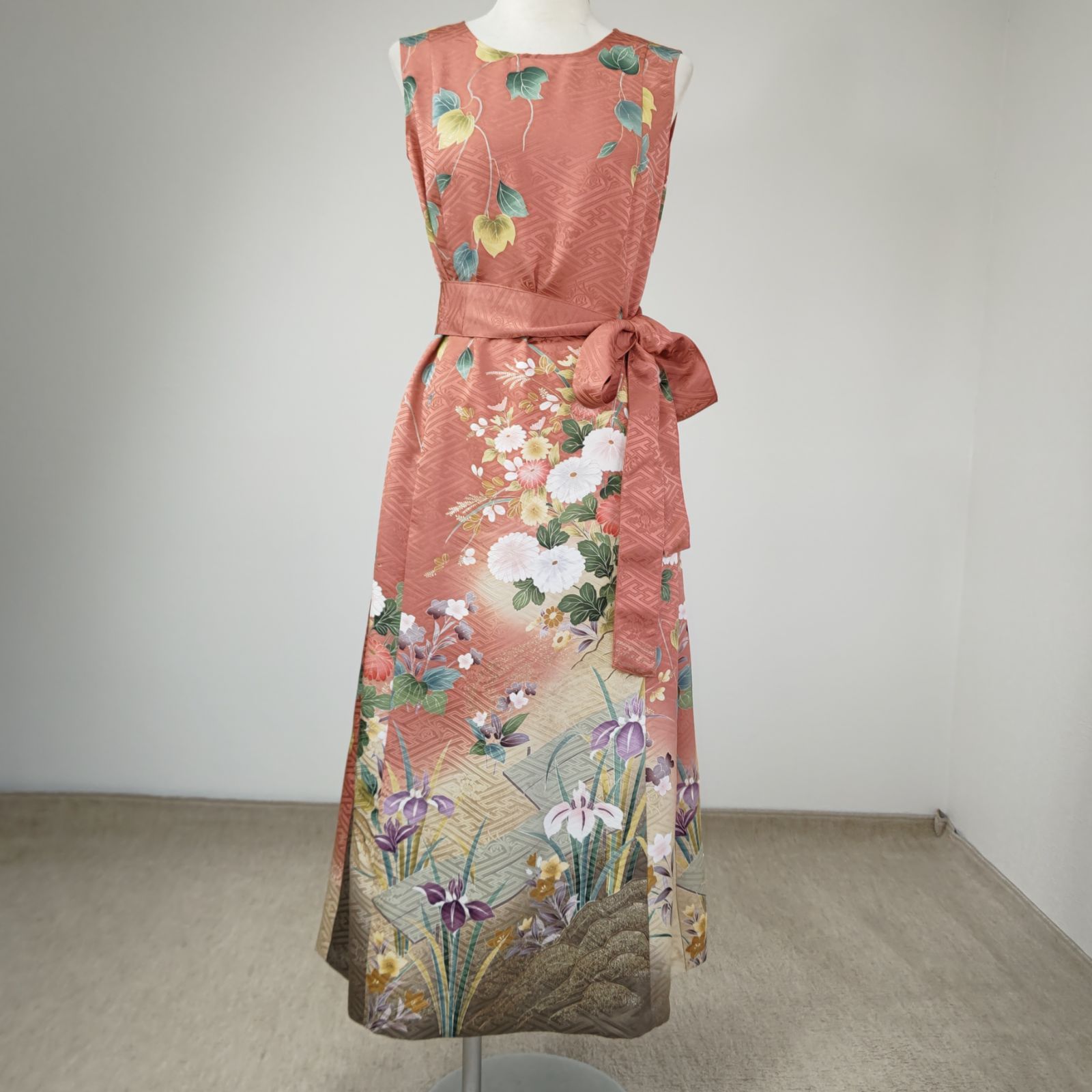 zunezune 振袖ドレス トールサイズ ノースリーブ 着物リメイク サーモン zunezune 振袖ドレス ノースリーブ 着物リメイクワンピース サーモン色