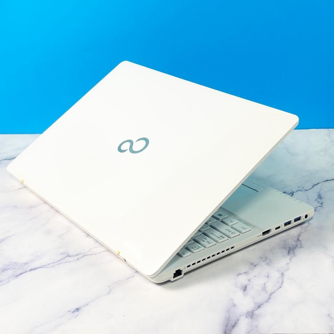 Corei7・16GB・SSD・DVDマルチ・Windows11・ホワイトノートパソコン