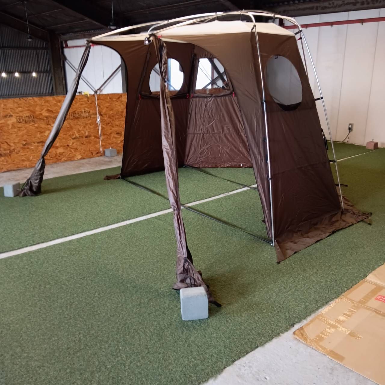 ストーンエイカーズ シェルター型カーサイドタープ