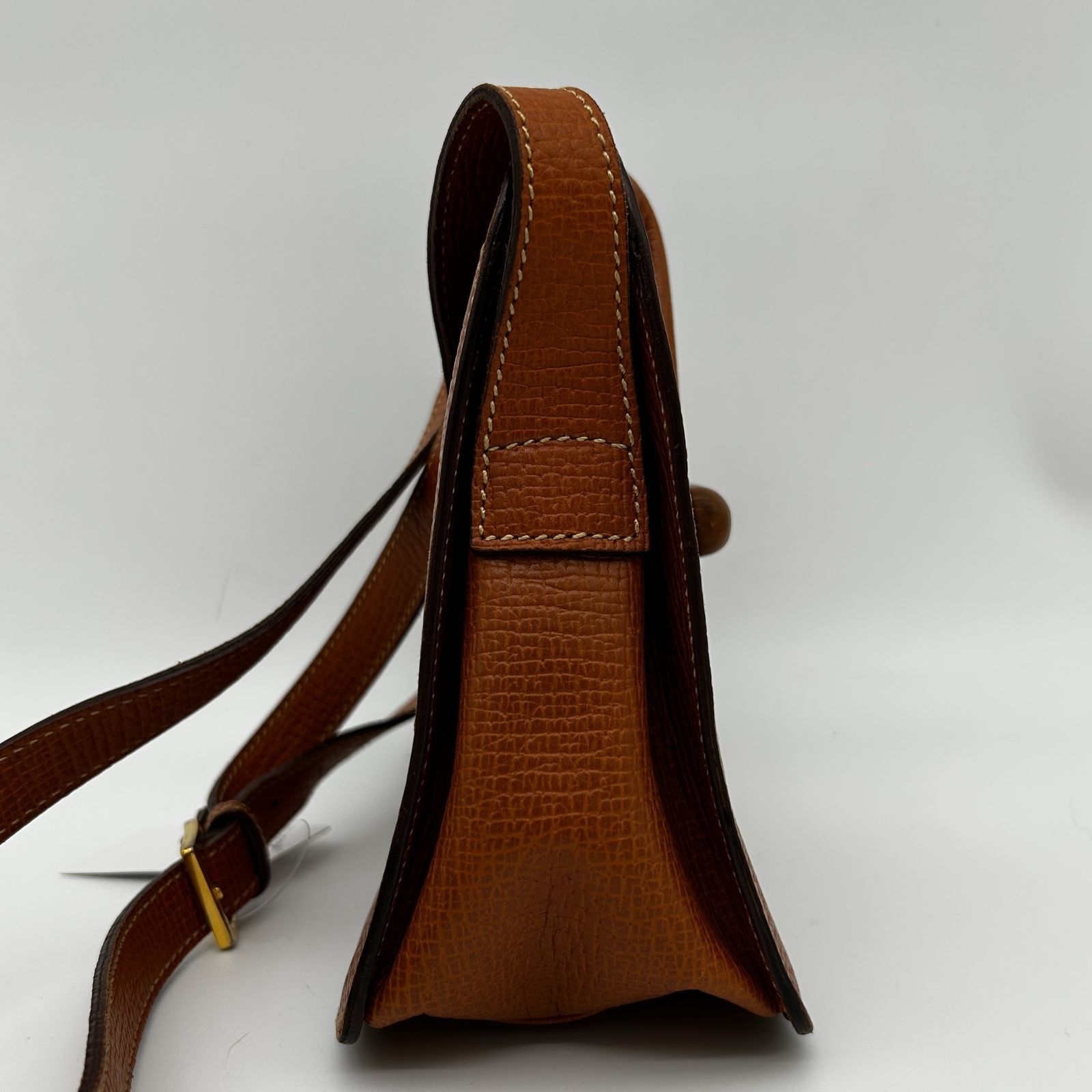 LOEWE（ロエベ）ショルダーバック レザー ヴィンテージ キャメル