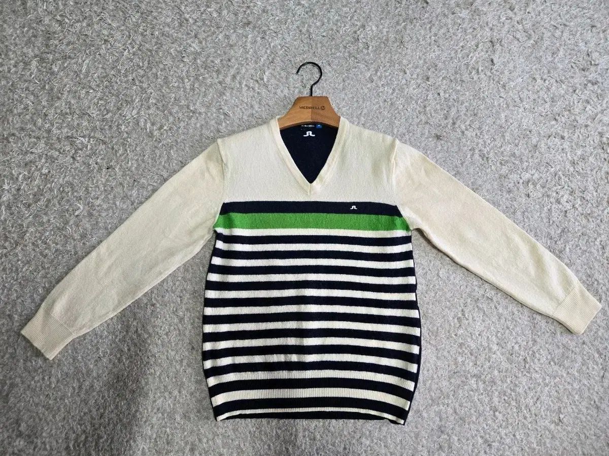 レディースXS-S J.LINDEBERG(J.リンドバーグ) ストライプ Vネック