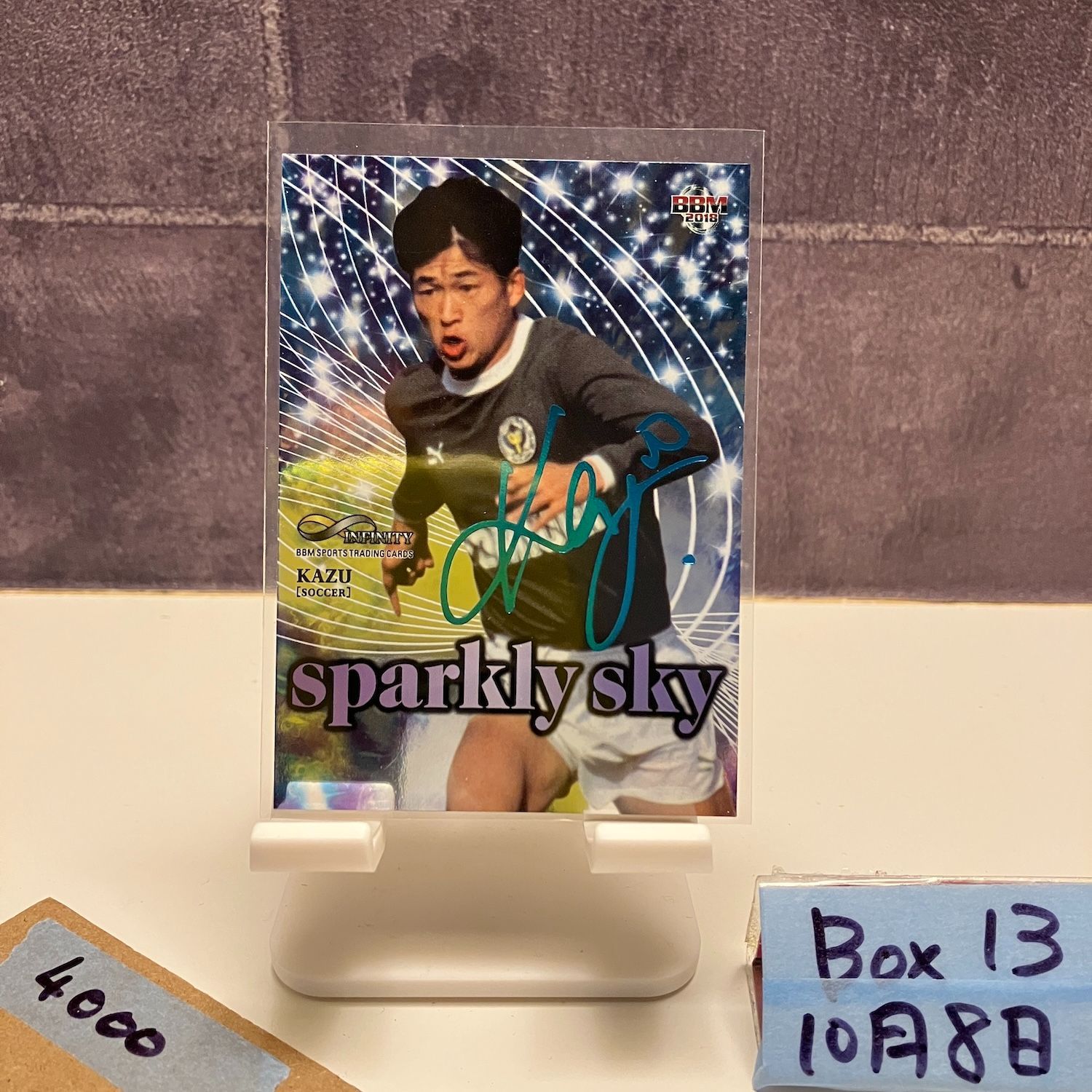 2018 BBM Kazu 015/150 直筆サインカード 横浜FC Sparkly Sky Parallel