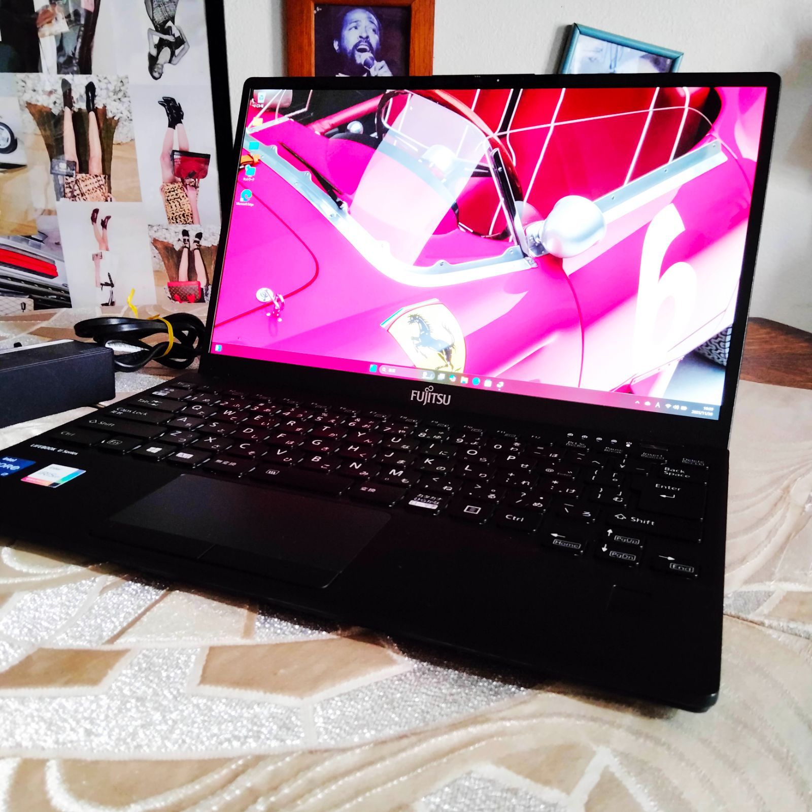 富士通 U 9311 F 11世代 i 7 16 G 256 1920 x 1080 BLD 12