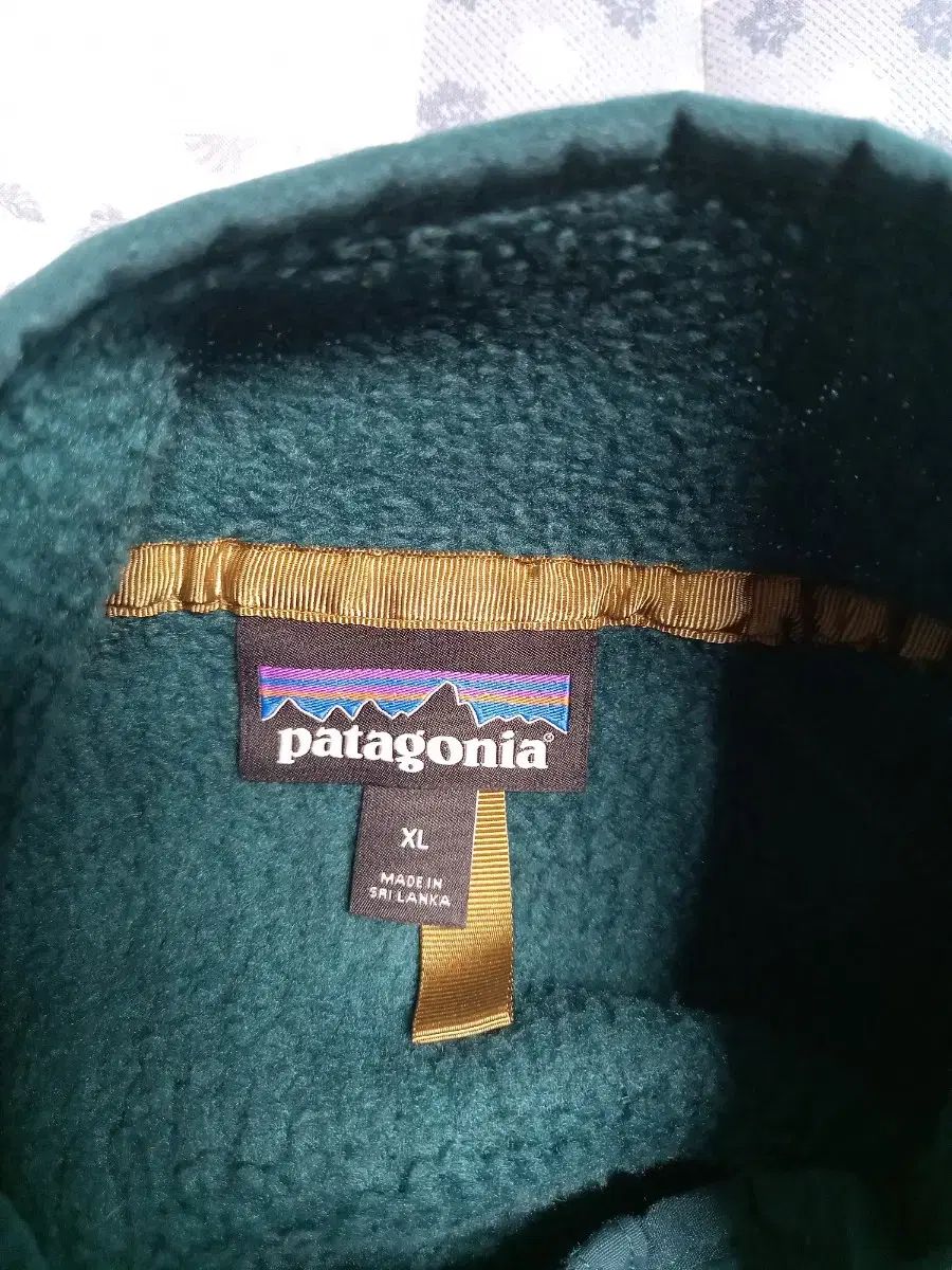 レトロ ボアジップアップ