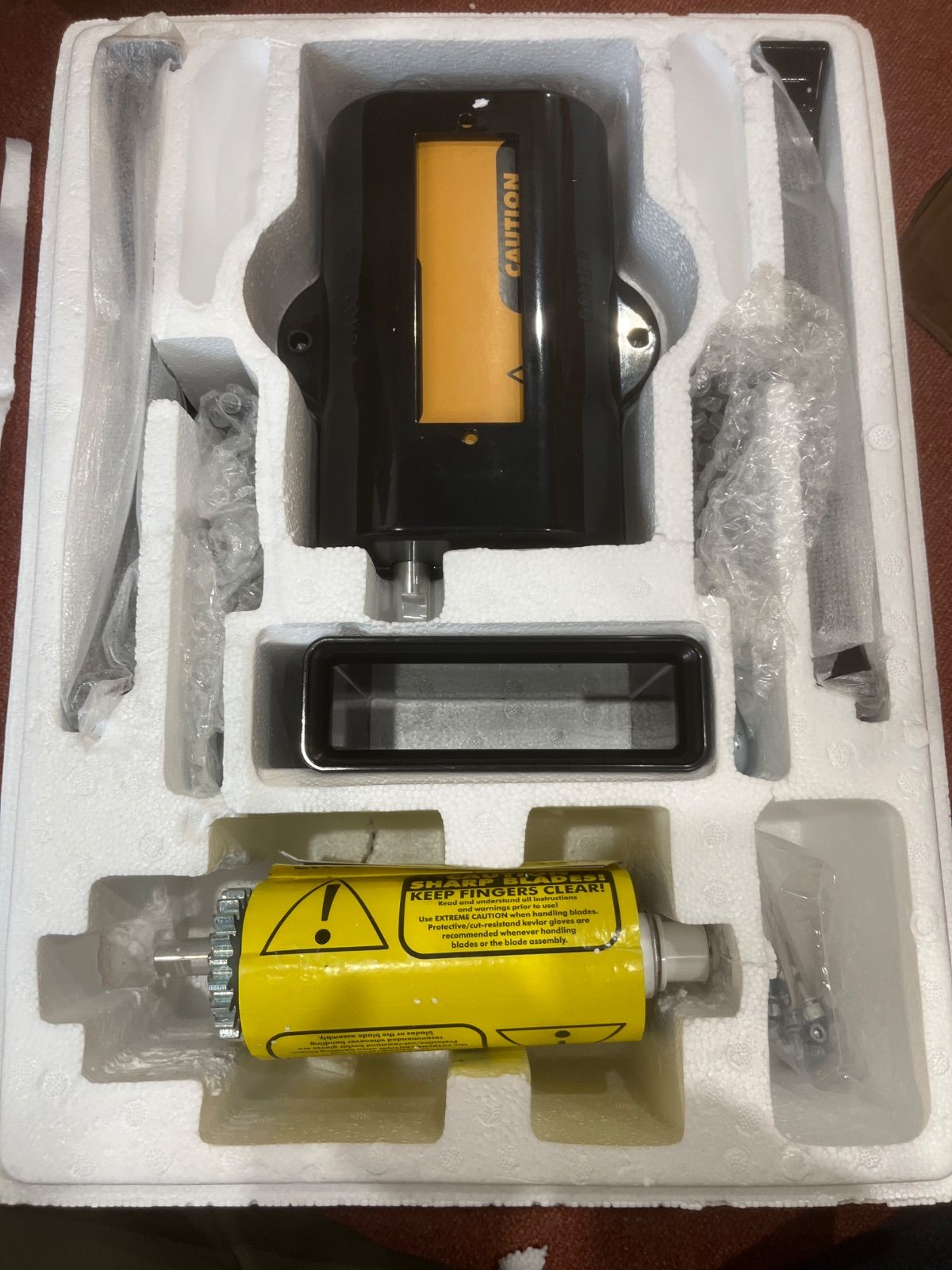 ヘビーデューティミートキューバー