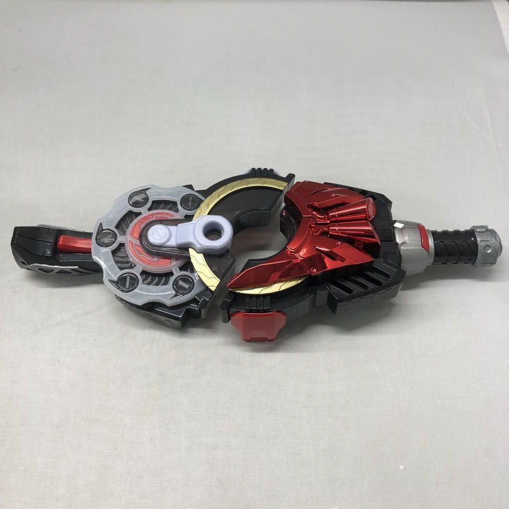 特典付き　変身ベルト DXデザイアドライバー＆ゾンビレイズバックル DXゾンビレイズバックル＆レイズバックルホルダー | BANDAI TOYS