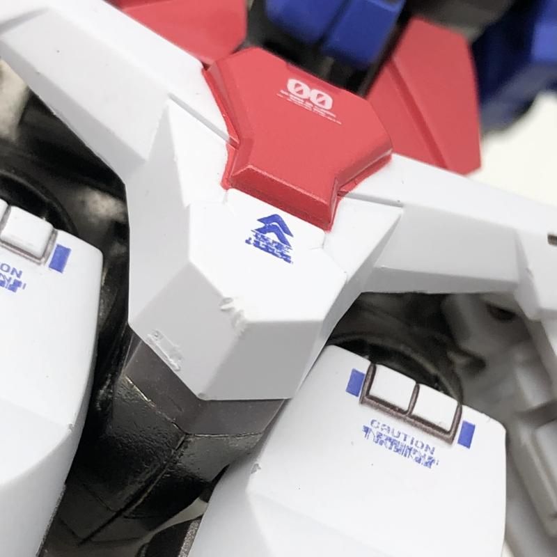 中古】開封 バンダイ 機動戦士ガンダム00 METAL BUILD GN-0000+GNR-010