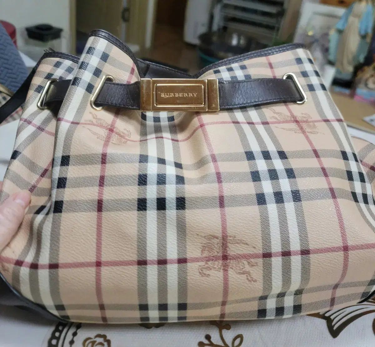 バーバリー チェックパターンショルダー兼クロスバッグ