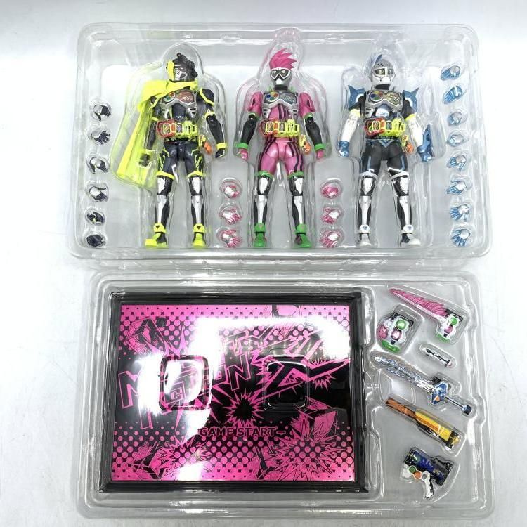中古】S.H.Figuarts 仮面ライダーエグゼイド マイティアクションX