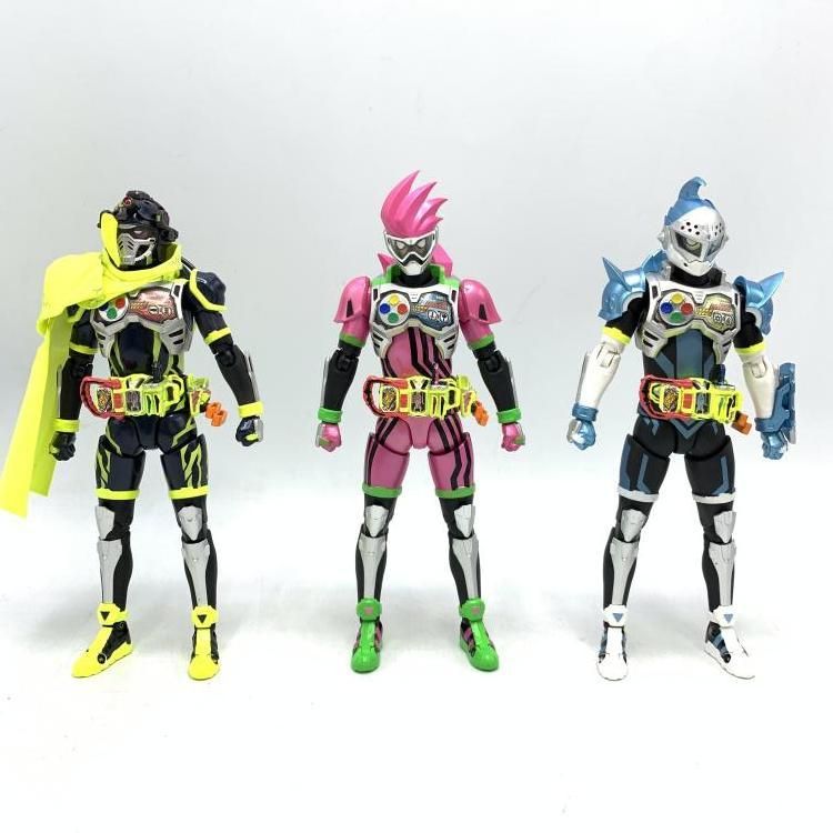 中古】S.H.Figuarts 仮面ライダーエグゼイド マイティアクションX