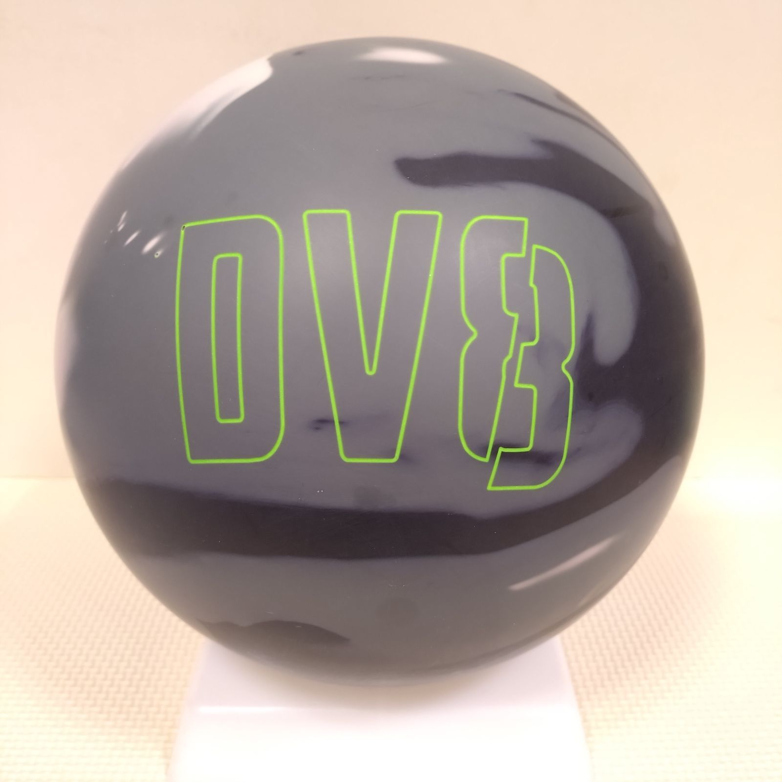 ボウリング　トラブルメーカー(15ポンド新品) 送料込み【新品】トラブルメーカーソリッド 15ポンド3オンス - メルカリ