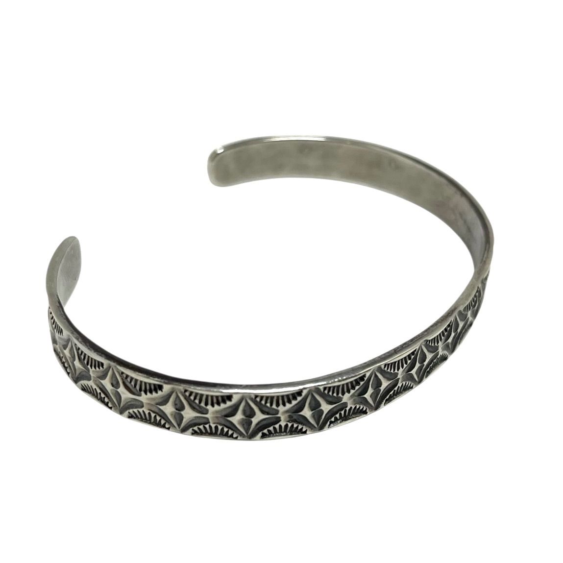 ナバホ族 ヘンリー マリアーノ作 HRM SVバングル