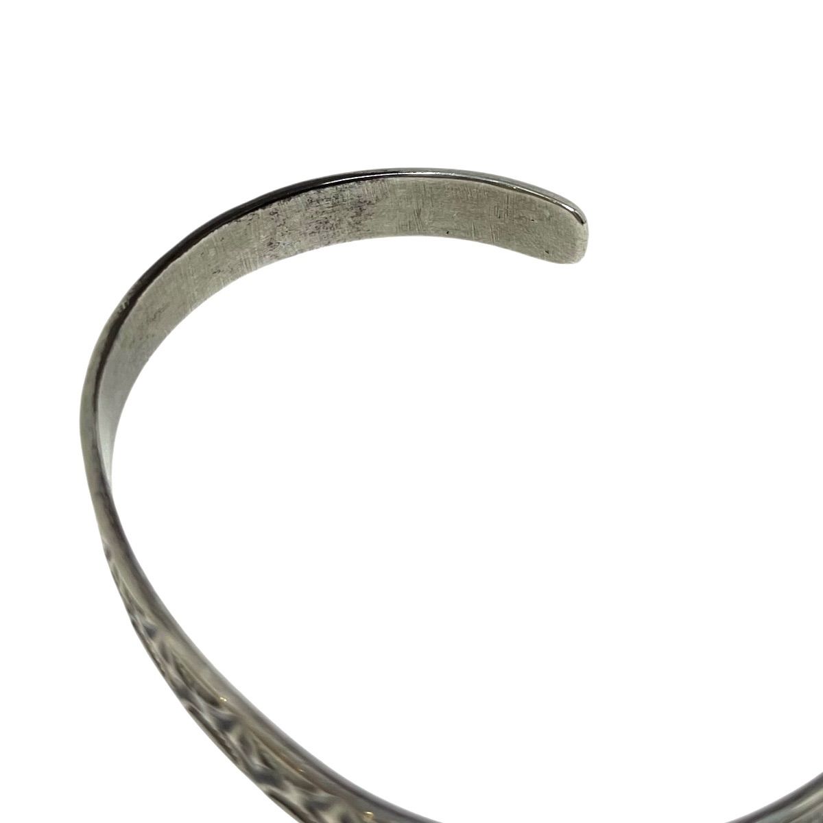 ナバホ族 （ヘンリー マリアーノ作）HRM SVバングル - メルカリ