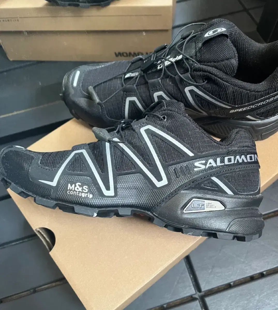 SALOMON サロモン スピードクロス 3 ブラック シルバー 240