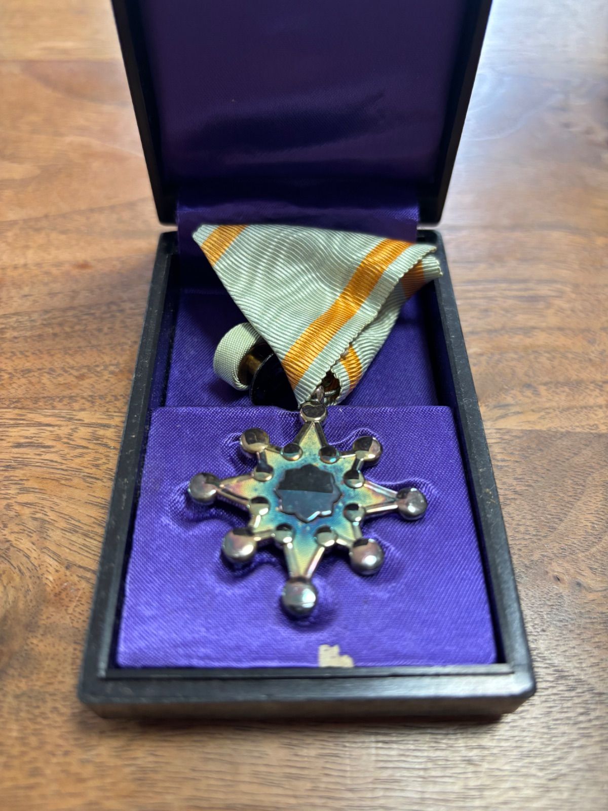 勲章 勲七等 瑞宝章 ケース付き - メルカリ