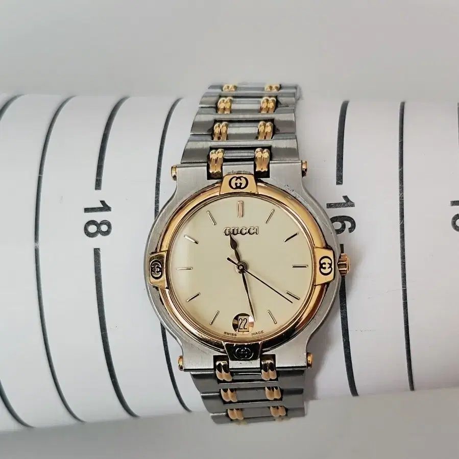 GUCCI 9000 M メンズ リスト アイボリー