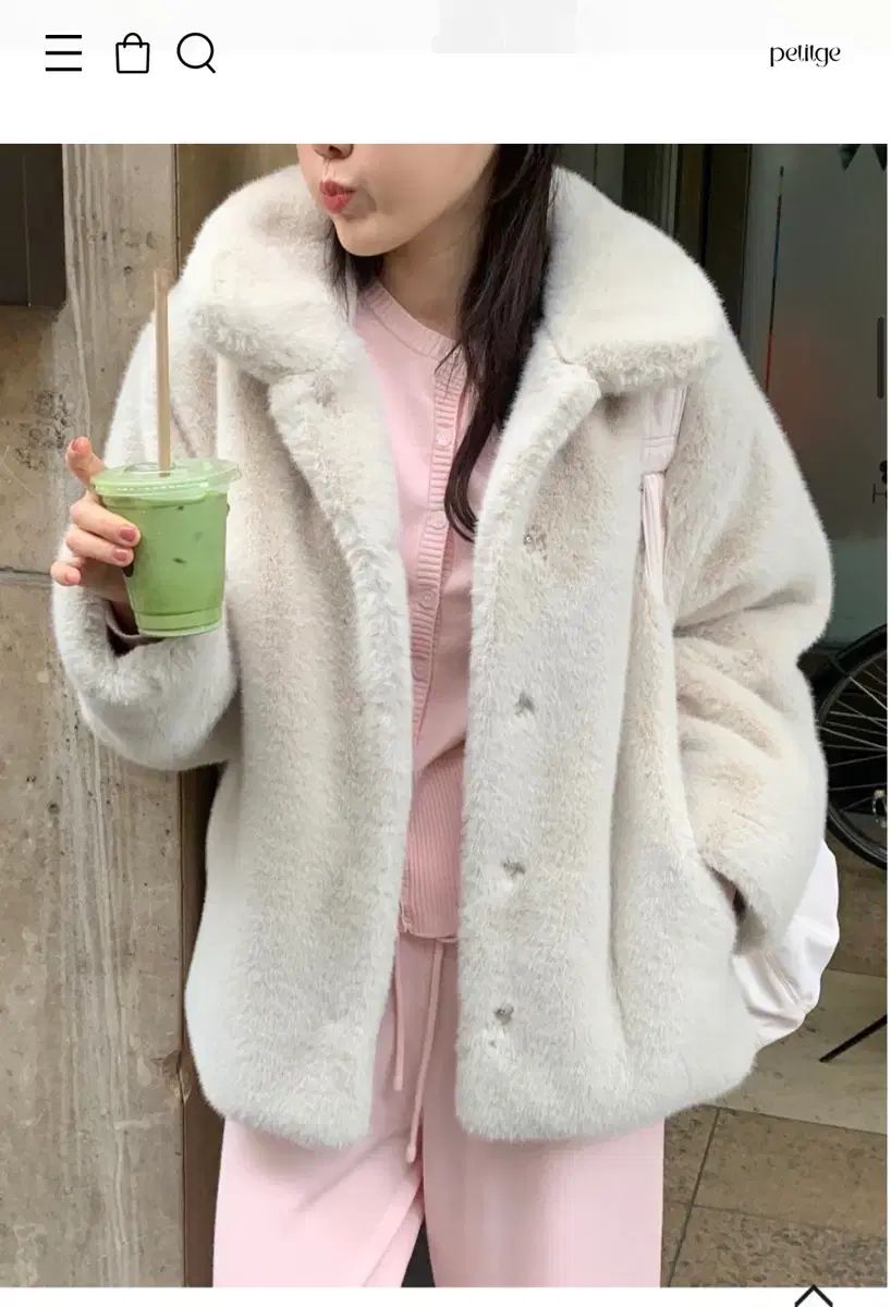 Petitge Clare ファー クリーム ジャケット