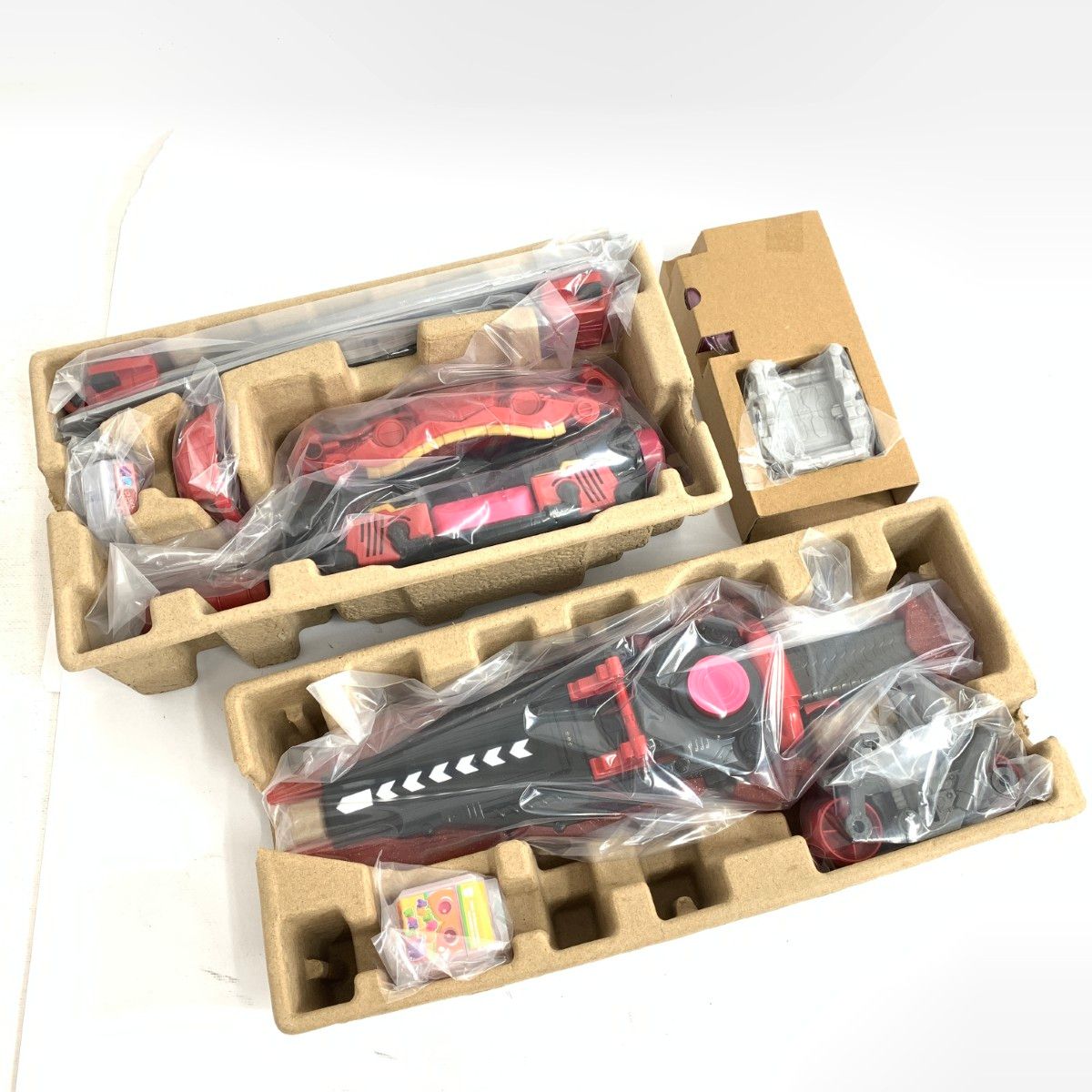 BANDAI バンダイ 仮面ライダーガヴ DX変身ベルトガヴ/完全なりきり