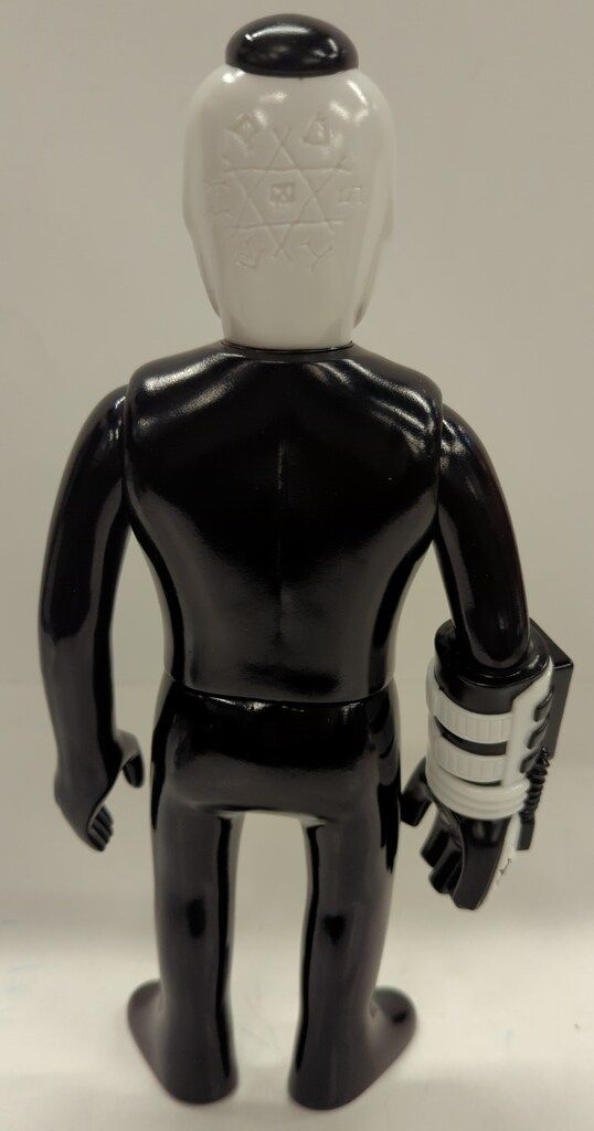 PUNKDRUNKERS SKULLTOYS GUY2 ガイツ 黒成型/グローブ顔骨白 - メルカリ