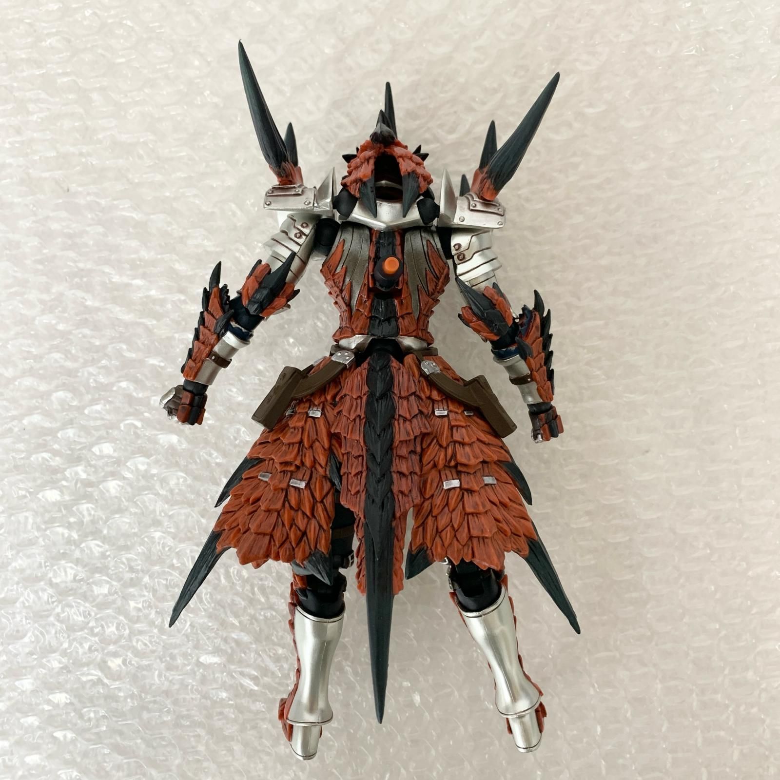 ☆加古川物流】中古 千値練 モンスターハンター4 フル可動アクション