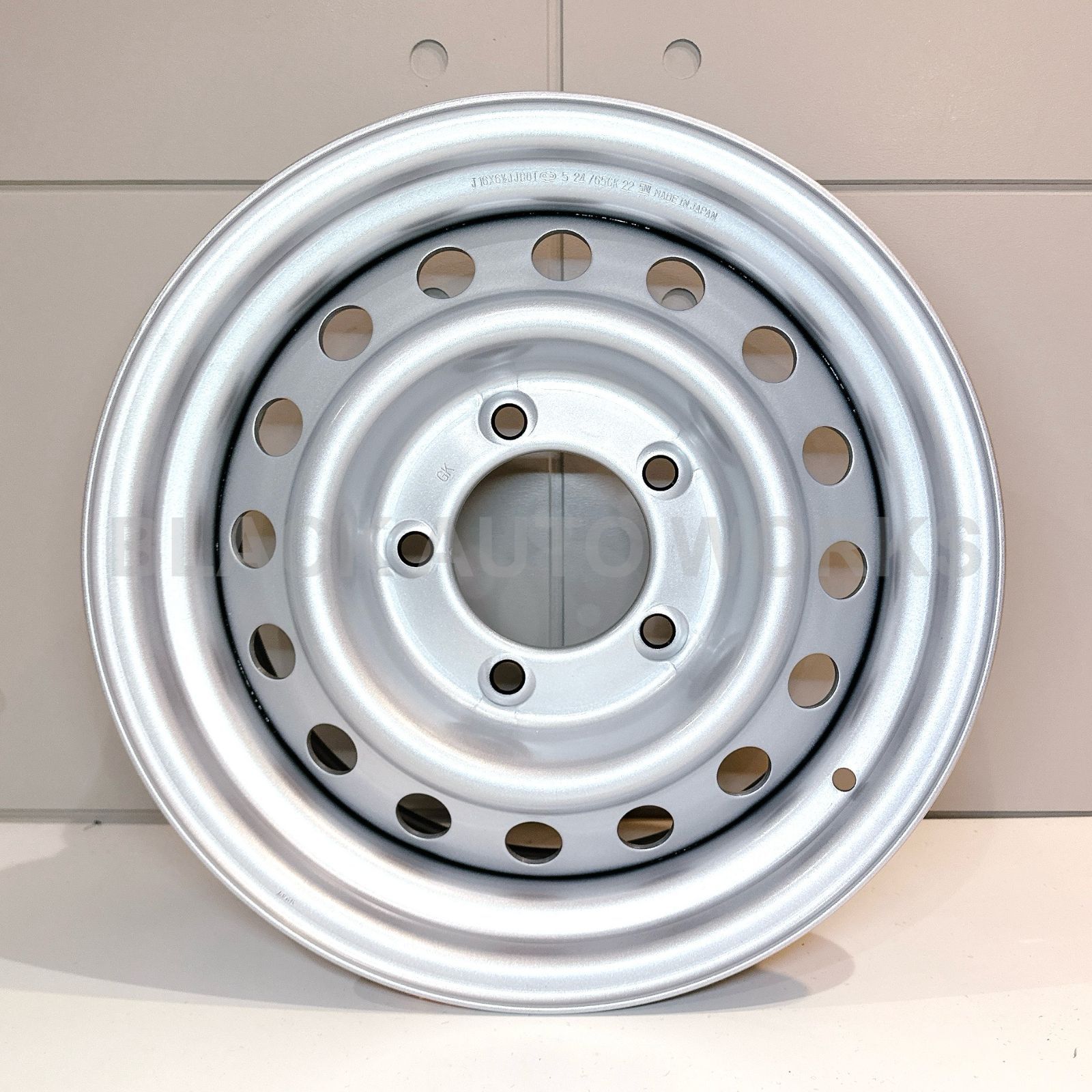 Yuki Hiratsuka　ランクル70 純正タイヤホイール　新車外し④ Yuki Hiratsuka ランクル70 純正タイヤホイール 新車外し④ Yahoo